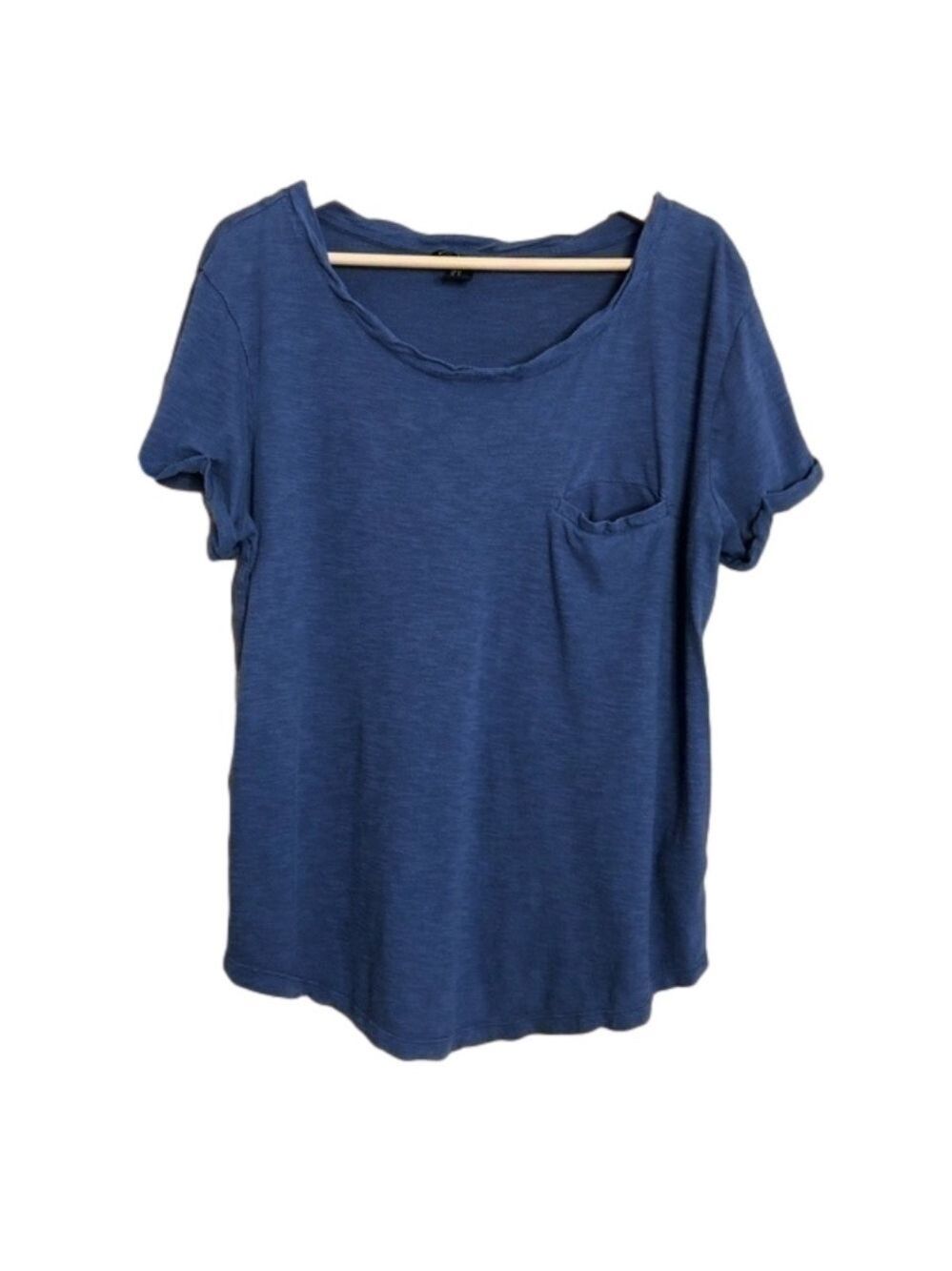 H&M Basic scoop neck cuff sleeve shirttail hem tee size medium